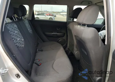 2011 Kia Soul + from USA, damaged, VIN KNDJT2A2XB7712601